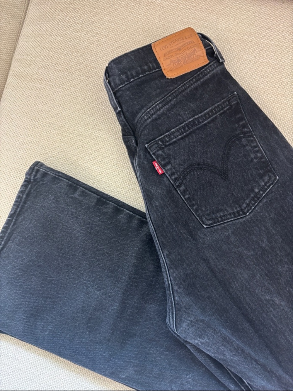 Levi’s Ribcage Bootcut Jeans - Picture 6 of 6